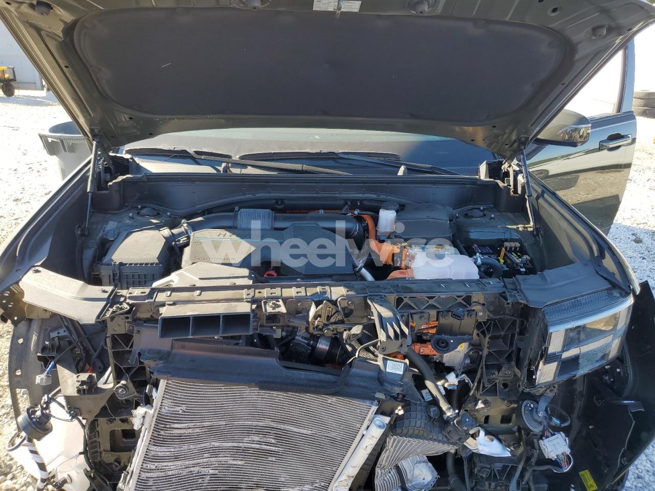 Photo 12 of 2024 HYUNDAI SANTA FE LIMITED (VIN 5NMP3DG14RH006750)