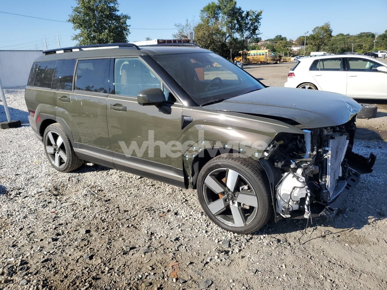 Photo 4 of 2024 HYUNDAI SANTA FE LIMITED (VIN 5NMP3DG14RH006750)