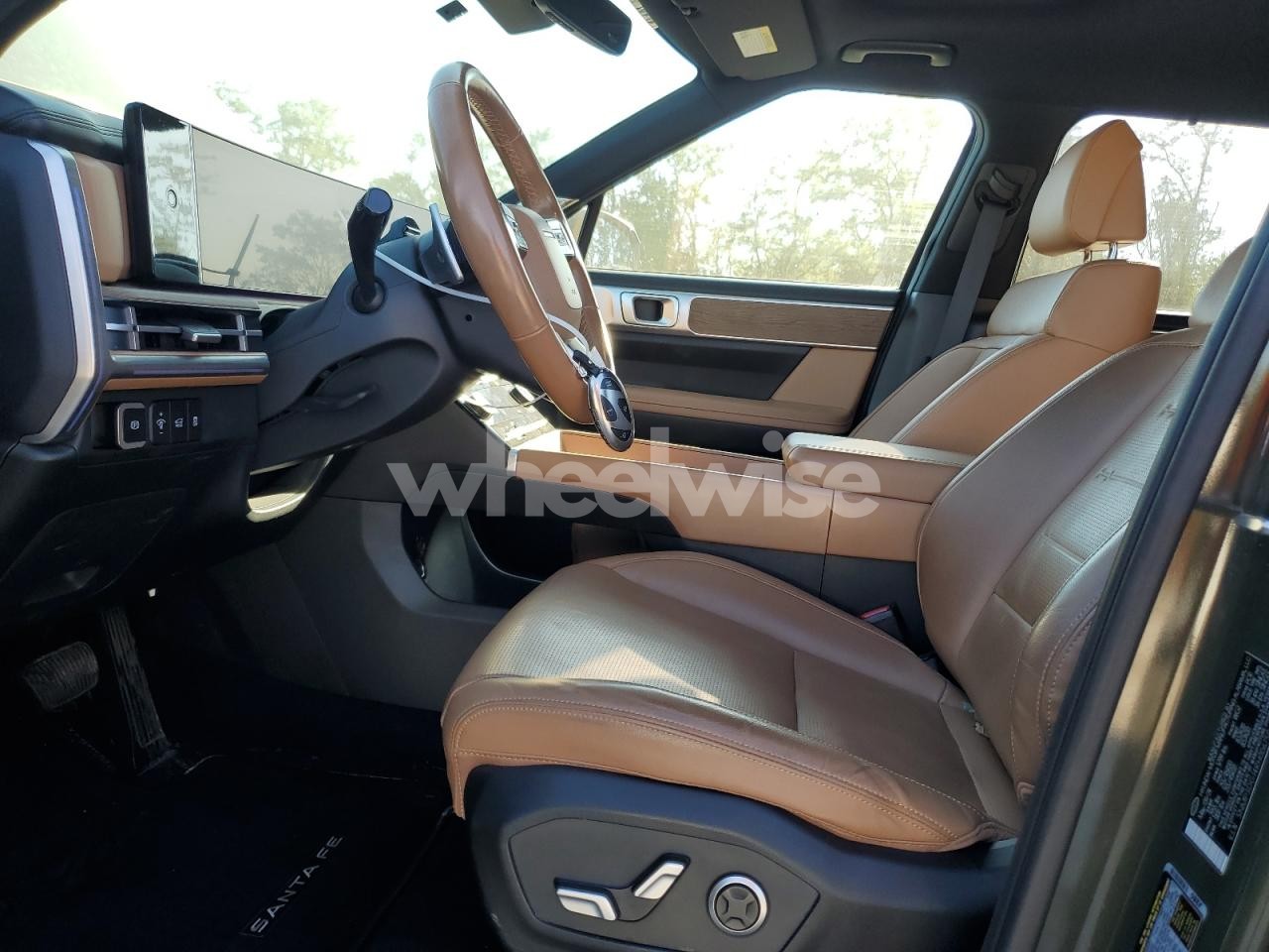 Photo 7 of 2024 HYUNDAI SANTA FE LIMITED (VIN 5NMP3DG14RH006750)