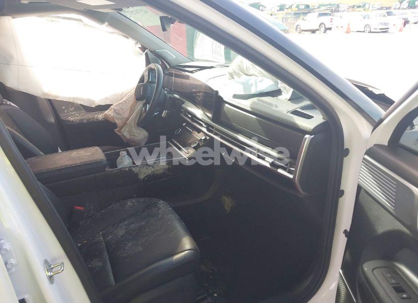 Photo 5 of 2024 Hyundai Santa FE LIMITED (VIN 5NMP44GL1RH029384)