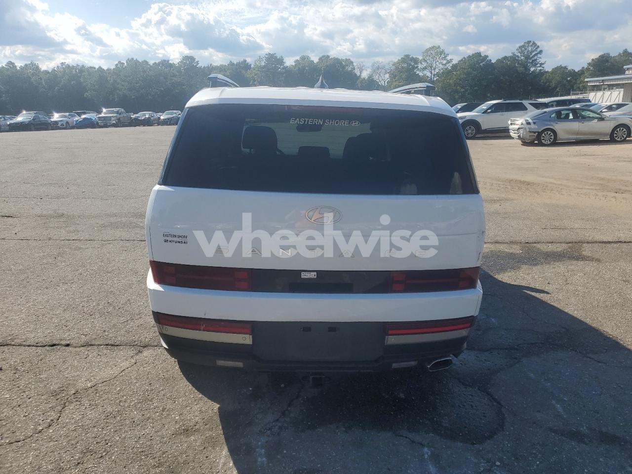 Photo 6 of 2024 HYUNDAI SANTA FE LIMITED (VIN 5NMP44GL2RH012755)