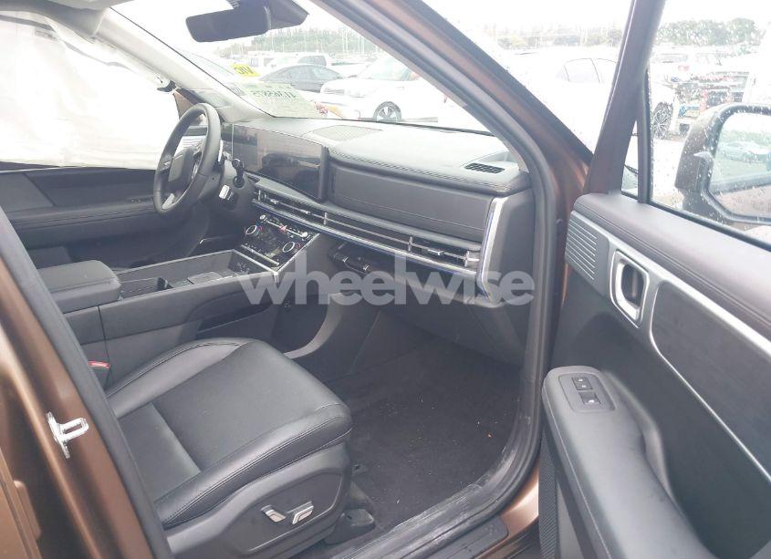 Photo 5 of 2024 Hyundai Santa FE LIMITED (VIN 5NMP44GL6RH027033)