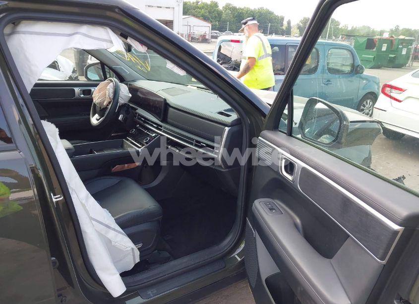 Photo 5 of 2024 Hyundai Santa FE LIMITED (VIN 5NMP44GLXRH015063)