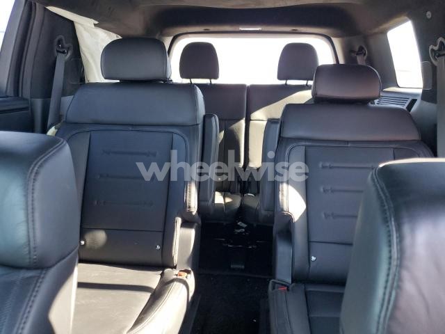 Photo 9 of 2025 HYUNDAI SANTA FE CALLIGRAPHY (VIN 5NMP54G16SH018057)