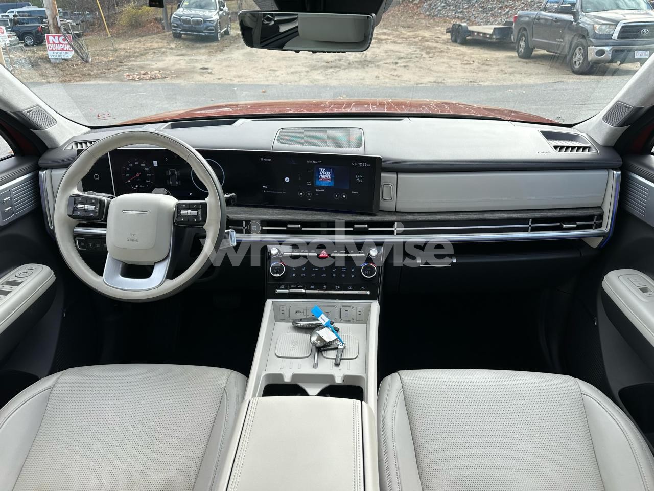 Photo 9 of 2024 HYUNDAI SANTA FE CALLIGRAPHY (VIN 5NMP5DGL0RH048439)