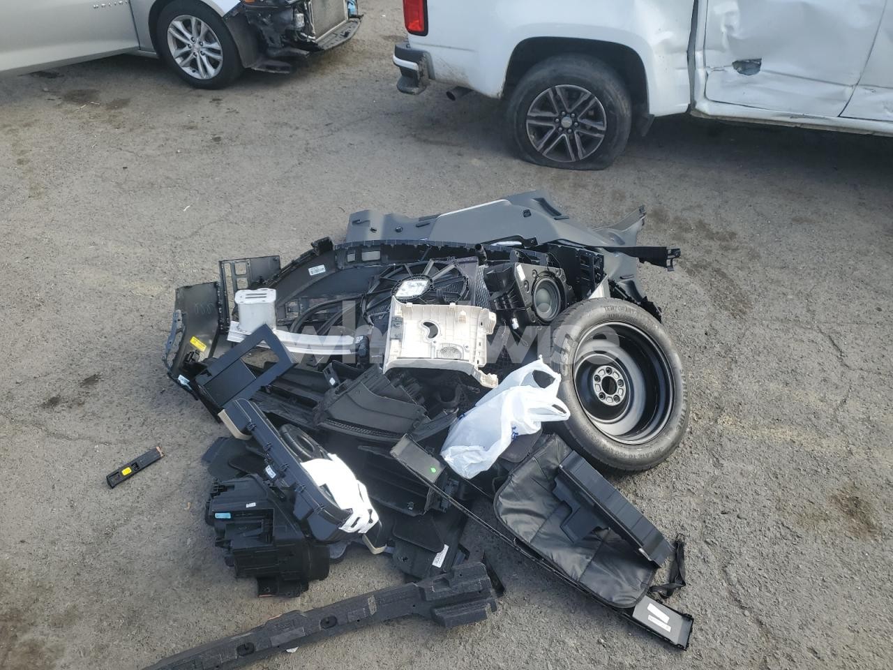 Photo 12 of 2025 HYUNDAI SANTA FE CALLIGRAPHY (VIN 5NMP5DGL6SH102896)