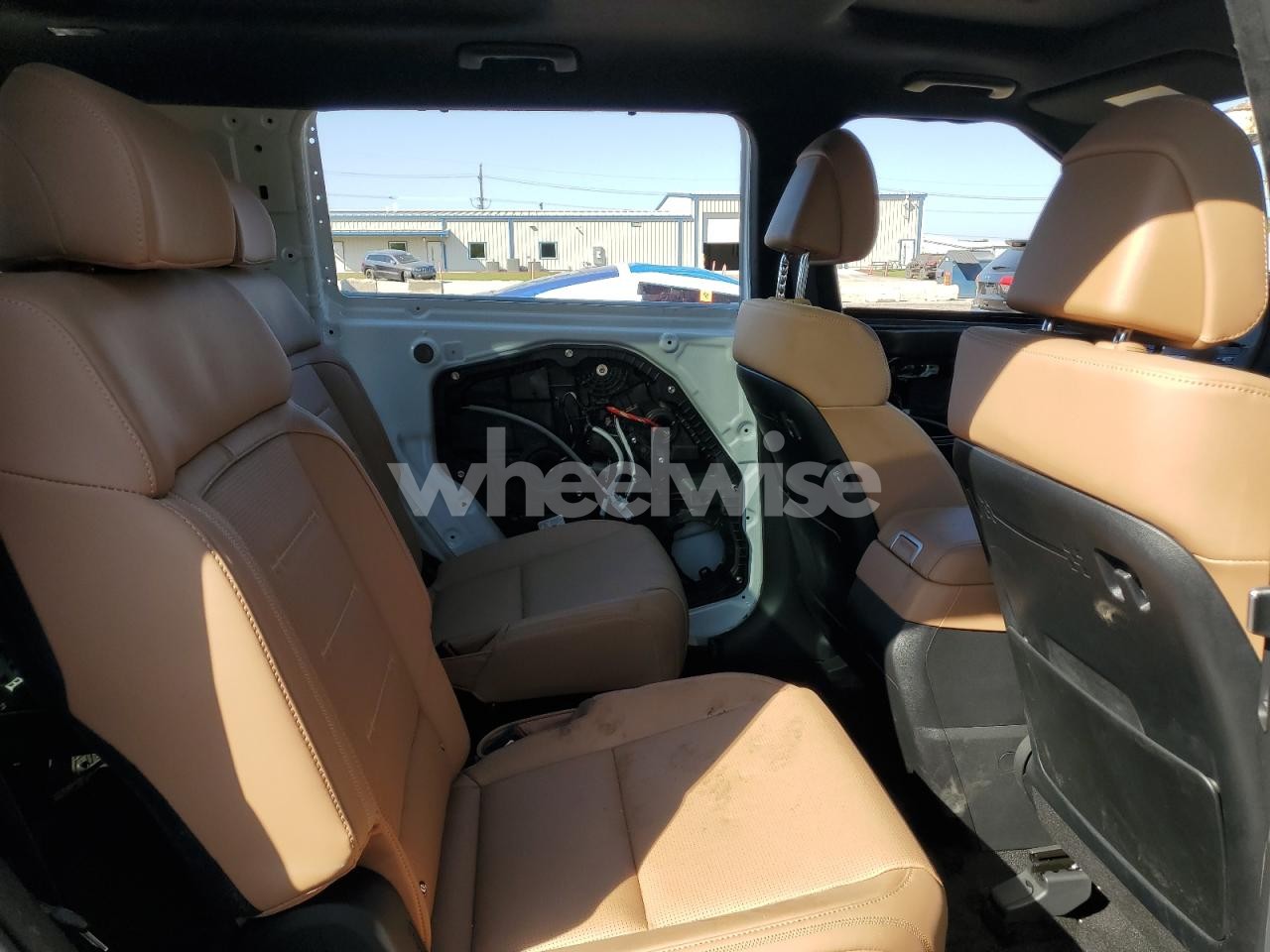 Photo 11 of 2026 HYUNDAI SANTA FE CALLIGRAPHY (VIN 5NMP5DGLXTH151214)