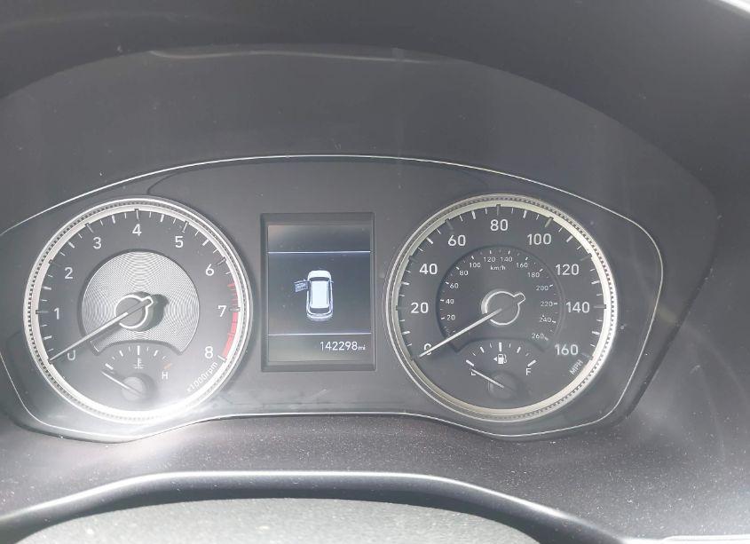 Photo 7 of 2019 Hyundai Santa FE SE (VIN 5NMS23AD0KH017955)