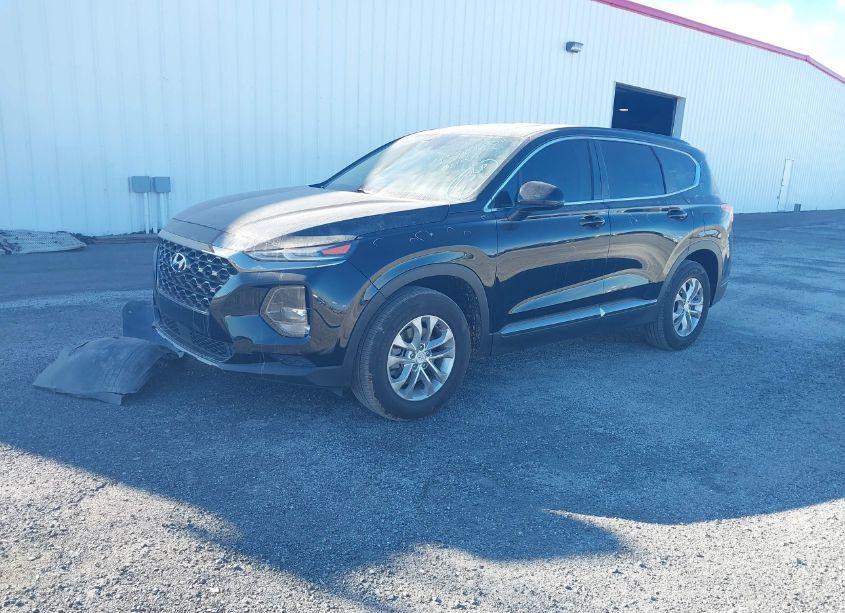 Photo 2 of 2019 Hyundai Santa FE SE (VIN 5NMS23AD0KH072700)