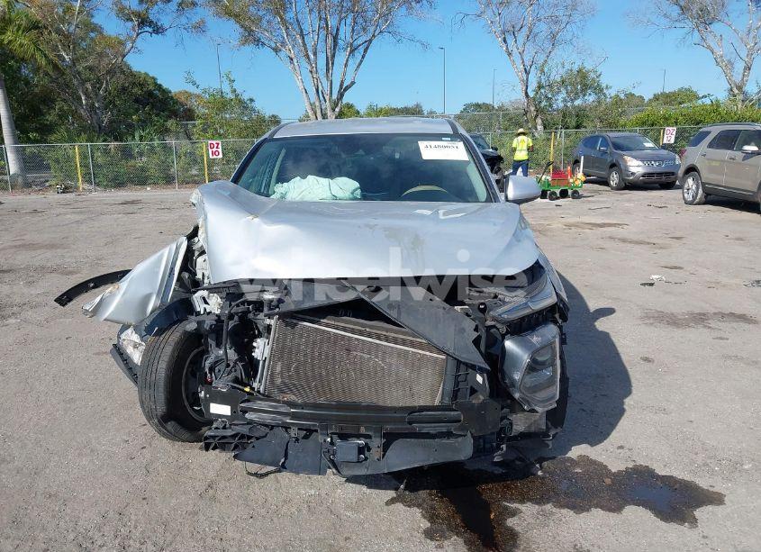 Photo 12 of 2019 Hyundai Santa FE SE (VIN 5NMS23AD1KH079929)