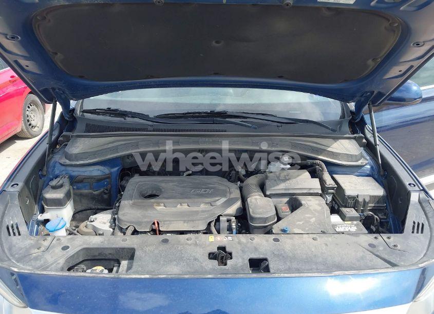 Photo 10 of 2019 Hyundai Santa FE SE (VIN 5NMS23AD2KH070480)