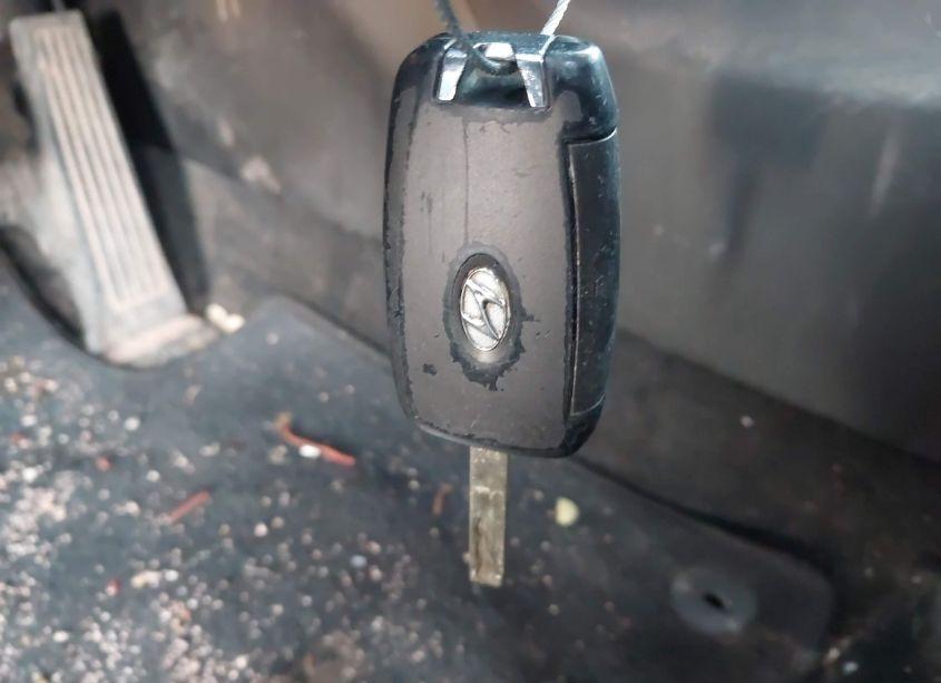 Photo 11 of 2019 Hyundai Santa FE SE (VIN 5NMS23AD3KH011809)