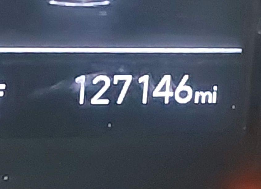 Photo 15 of 2019 Hyundai Santa FE SE (VIN 5NMS23AD3KH011809)