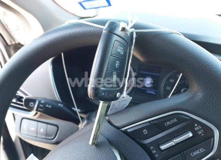 Photo 11 of 2020 Hyundai Santa FE SE (VIN 5NMS23AD3LH187437)