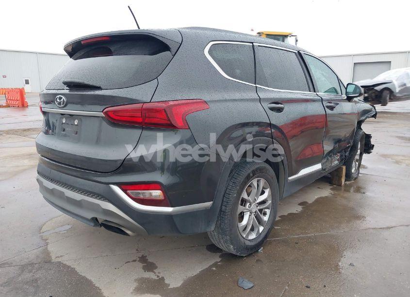 Photo 4 of 2020 Hyundai Santa FE SE (VIN 5NMS23AD3LH187437)