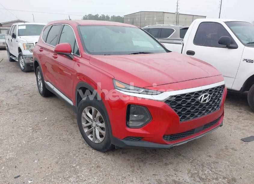2020 Hyundai Santa FE SE (VIN 5NMS23AD3LH242758) main photo