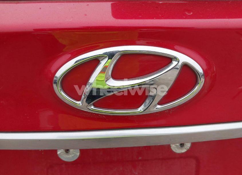 Photo 6 of 2020 Hyundai Santa FE SE (VIN 5NMS23AD3LH242758)