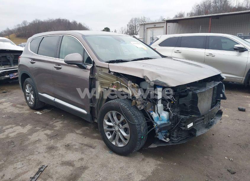 2020 Hyundai Santa FE SE (VIN 5NMS23AD4LH151143) main photo