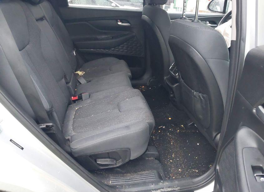 Photo 8 of 2019 Hyundai Santa FE SE (VIN 5NMS23AD5KH099908)