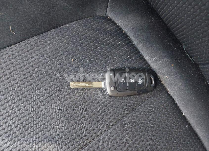 Photo 11 of 2020 Hyundai Santa FE SE (VIN 5NMS23AD5LH155931)