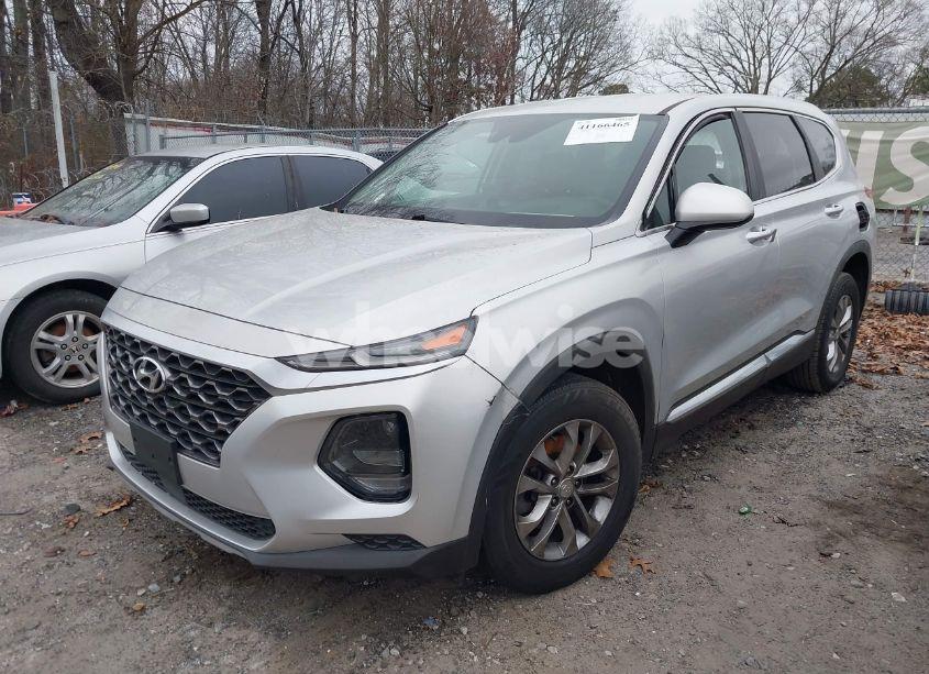 Photo 2 of 2020 Hyundai Santa FE SE (VIN 5NMS23AD7LH141688)