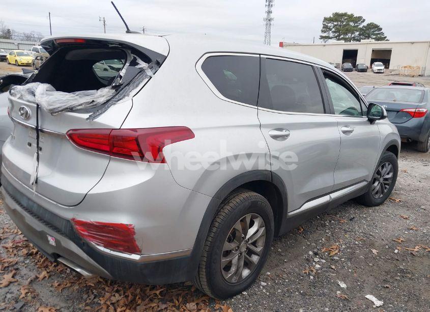 Photo 4 of 2020 Hyundai Santa FE SE (VIN 5NMS23AD7LH141688)