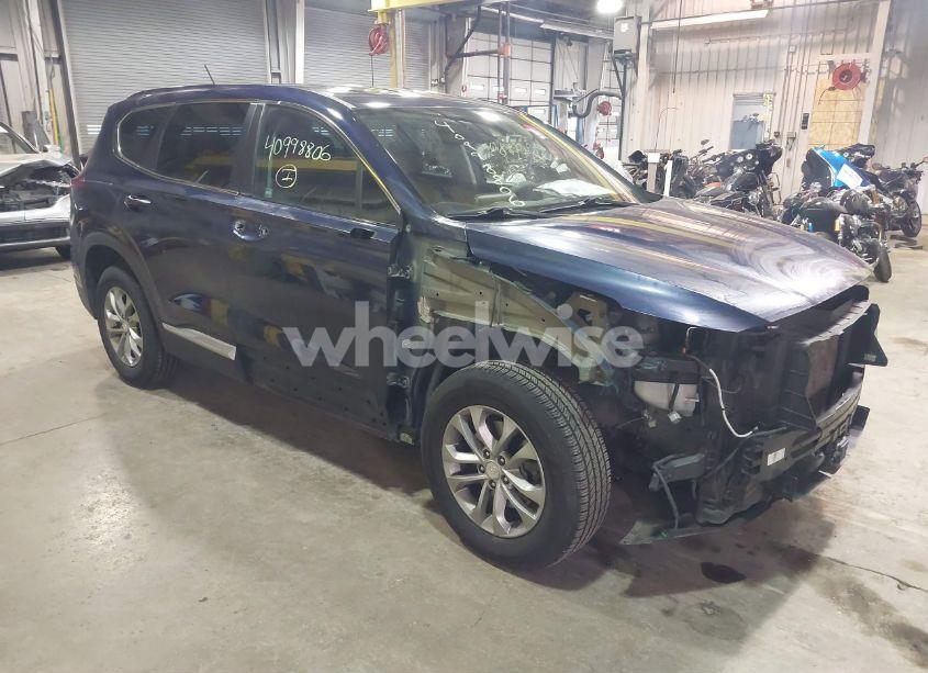 2020 Hyundai Santa FE SE (VIN 5NMS23AD7LH182984) main photo