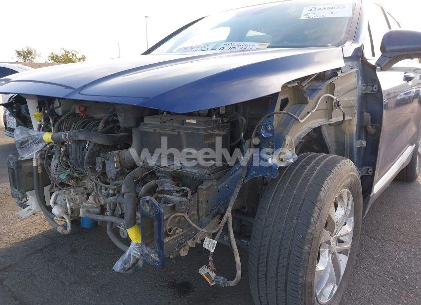 Photo 6 of 2019 Hyundai Santa FE SE (VIN 5NMS23AD8KH096209)