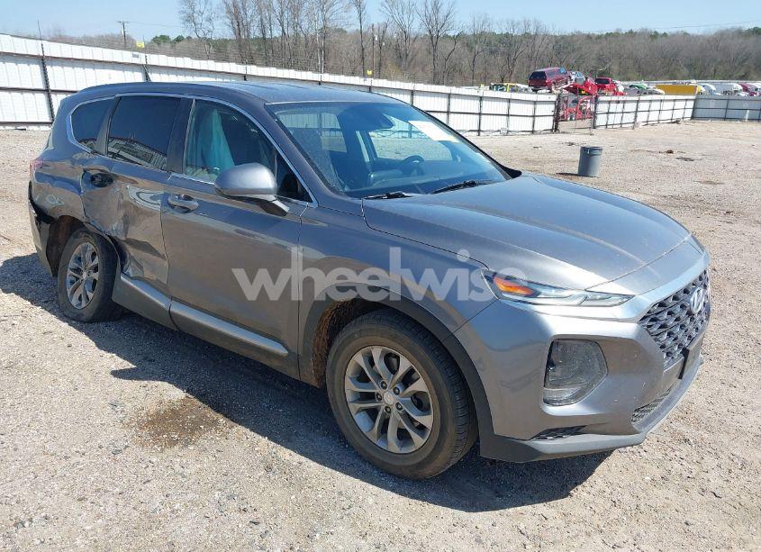 2020 Hyundai Santa FE SE (VIN 5NMS23AD8LH178541) main photo