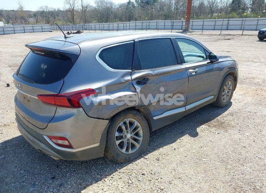 Photo 4 of 2020 Hyundai Santa FE SE (VIN 5NMS23AD8LH178541)