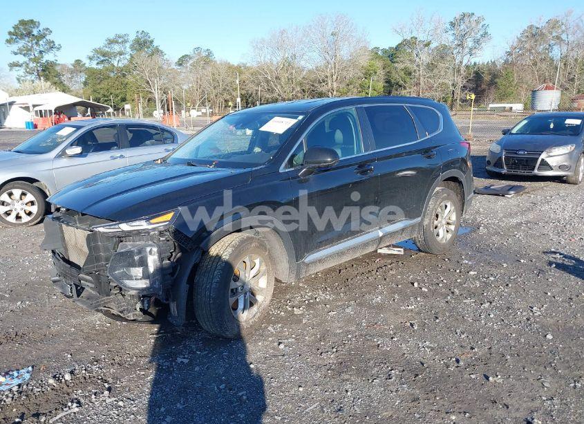 Photo 2 of 2020 Hyundai Santa FE SE (VIN 5NMS23AD8LH259894)