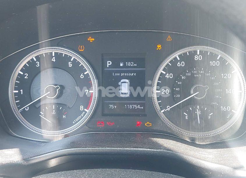 Photo 7 of 2019 Hyundai Santa FE SE (VIN 5NMS23AD9KH001902)