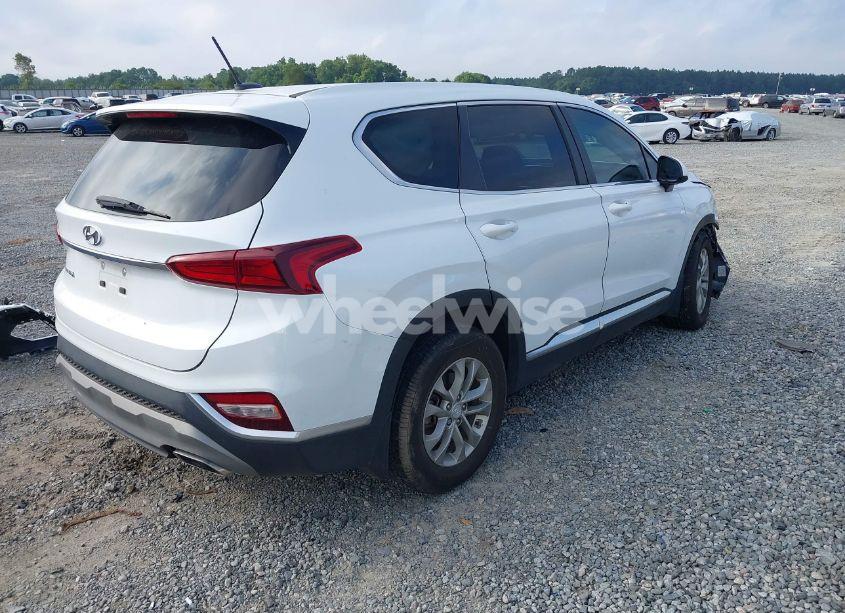 Photo 4 of 2020 Hyundai Santa FE SE (VIN 5NMS23ADXLH219820)
