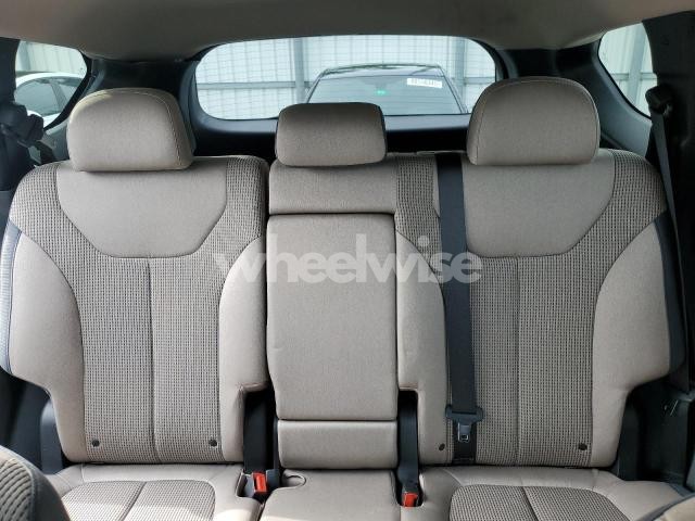 Photo 2 of 2022 HYUNDAI SANTA FE SEL (VIN 5NMS24AJ4NH482092)