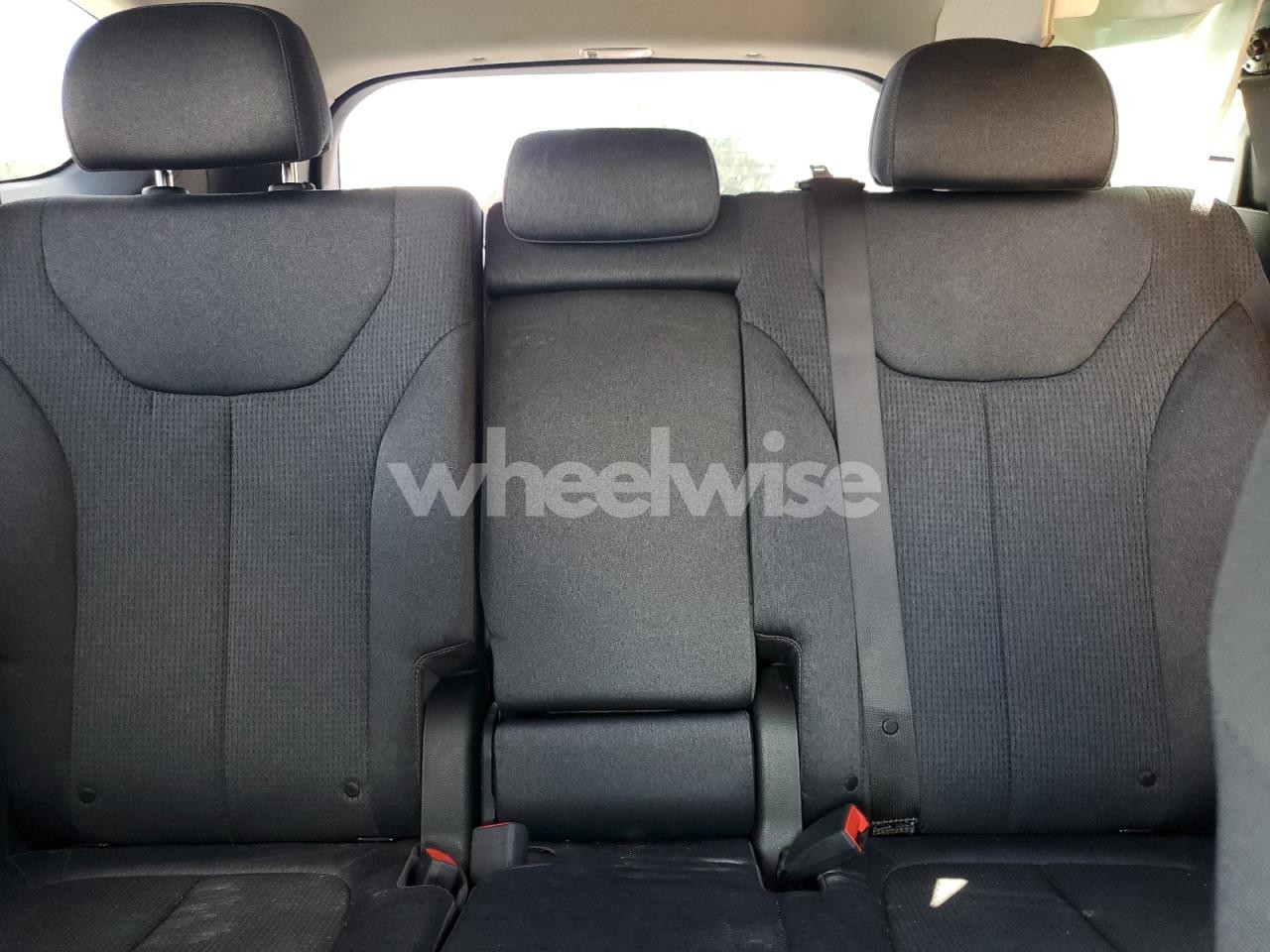 Photo 10 of 2023 HYUNDAI SANTA FE SEL (VIN 5NMS24AJ8PH647578)