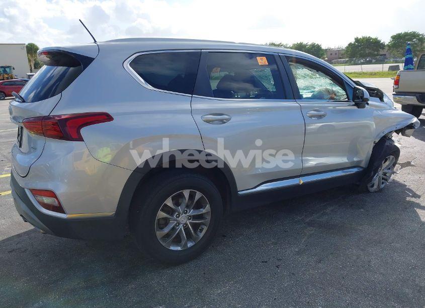 Photo 4 of 2020 Hyundai Santa FE SE (VIN 5NMS2CAD1LH176419)