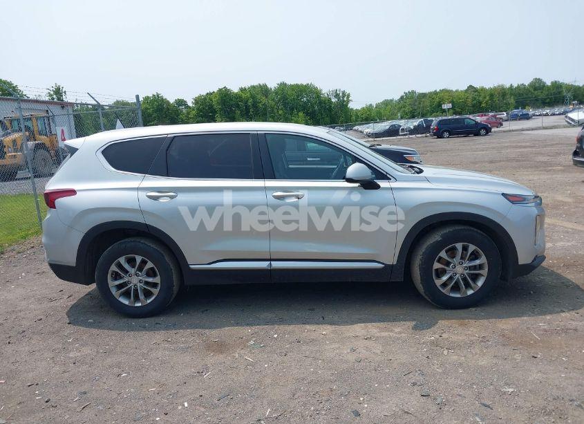 Photo 13 of 2019 Hyundai Santa FE SE (VIN 5NMS2CAD2KH058961)