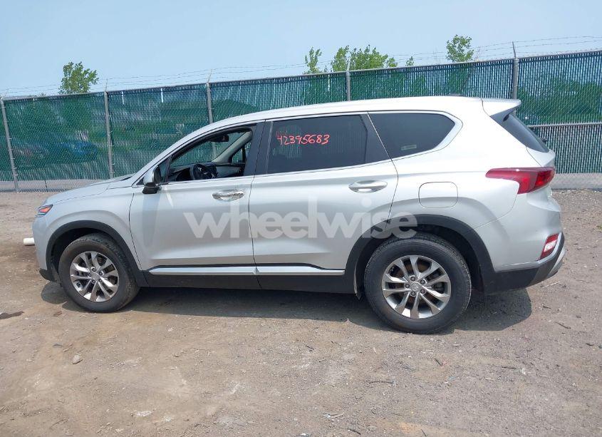 Photo 14 of 2019 Hyundai Santa FE SE (VIN 5NMS2CAD2KH058961)