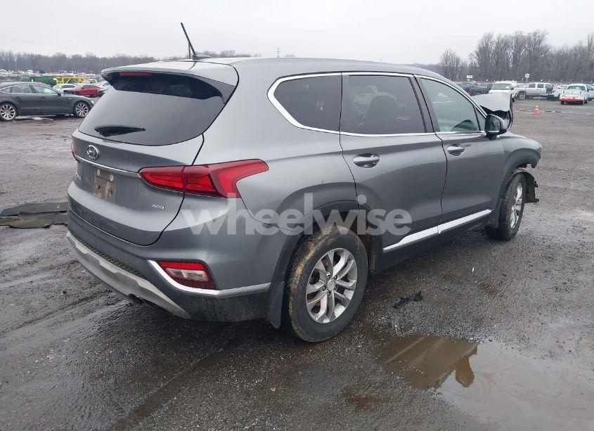Photo 4 of 2020 Hyundai Santa FE SE (VIN 5NMS2CAD2LH149343)