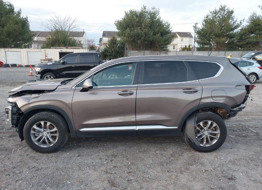 Photo 14 of 2020 Hyundai Santa FE SE (VIN 5NMS2CAD2LH158446)