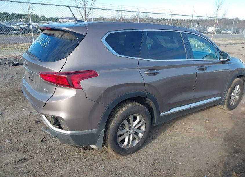 Photo 4 of 2020 Hyundai Santa FE SE (VIN 5NMS2CAD2LH182438)