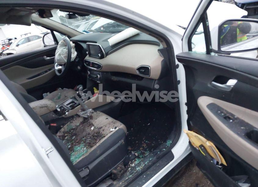 Photo 5 of 2019 Hyundai Santa FE SE (VIN 5NMS2CAD5KH003677)