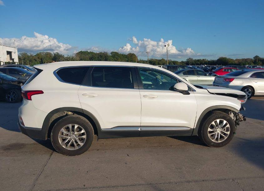 Photo 13 of 2019 Hyundai Santa FE SE (VIN 5NMS2CAD6KH100287)