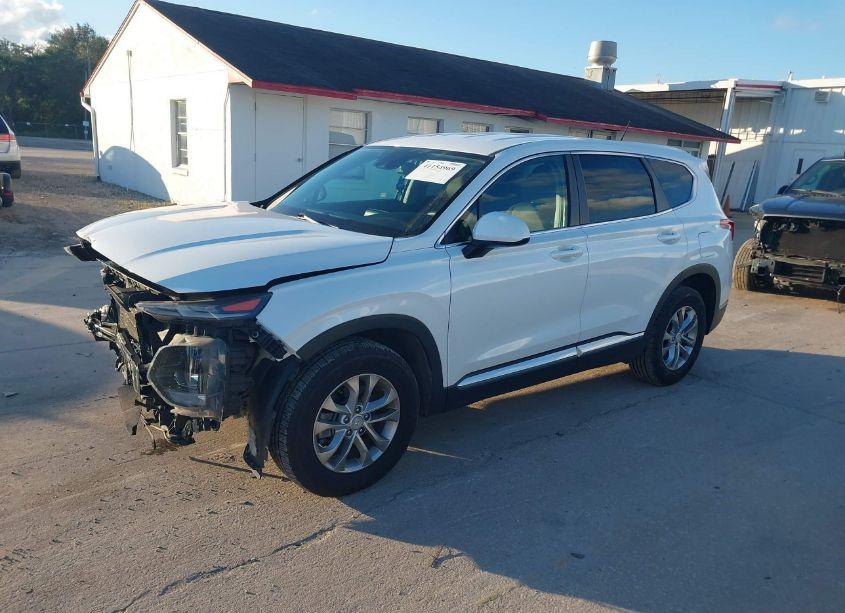 Photo 2 of 2019 Hyundai Santa FE SE (VIN 5NMS2CAD6KH100287)