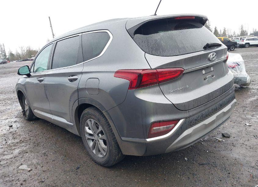 Photo 3 of 2019 Hyundai Santa FE SE (VIN 5NMS2CAD7KH097464)