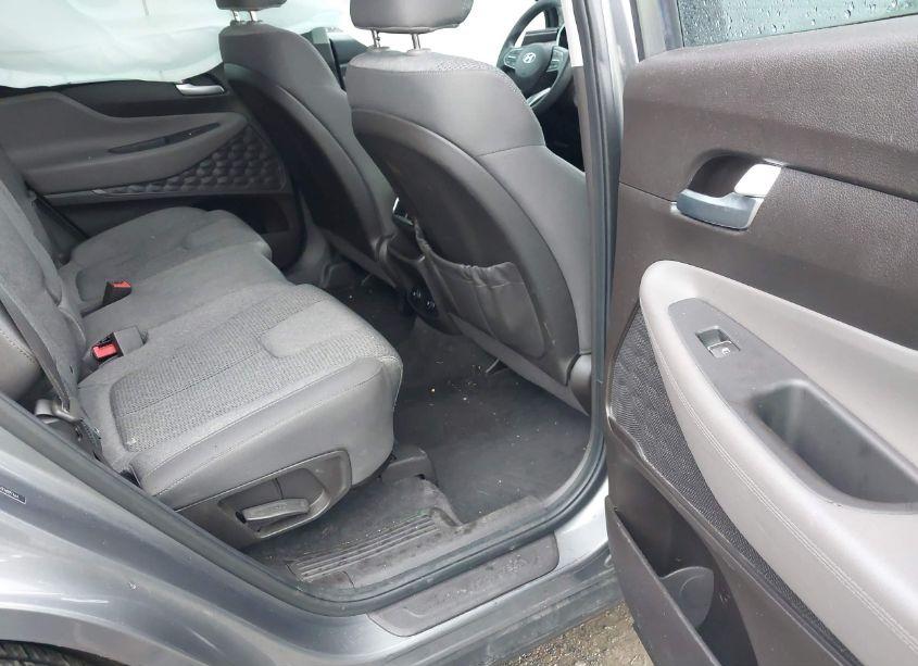 Photo 8 of 2019 Hyundai Santa FE SE (VIN 5NMS2CAD7KH097464)