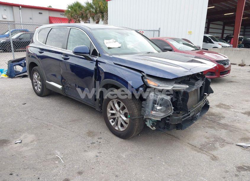 2019 Hyundai Santa FE SE (VIN 5NMS2CAD7KH097951) main photo