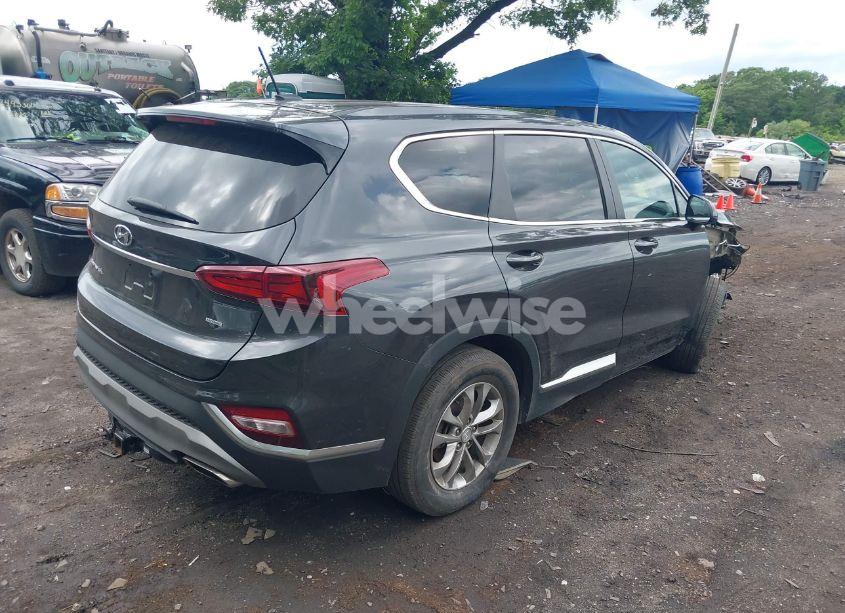 Photo 4 of 2020 Hyundai Santa FE SE (VIN 5NMS2CAD7LH247901)