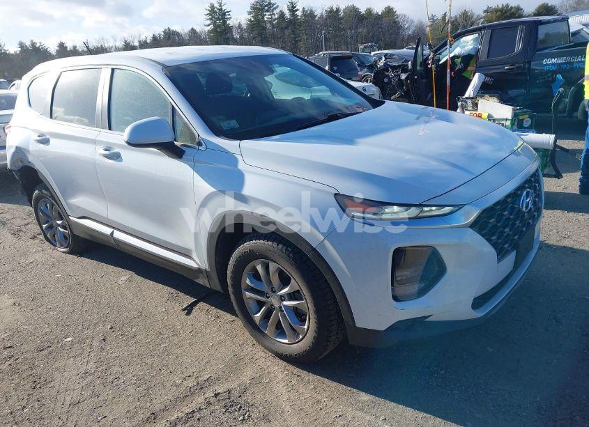 2019 Hyundai Santa FE SE (VIN 5NMS2CAD9KH015606) main photo