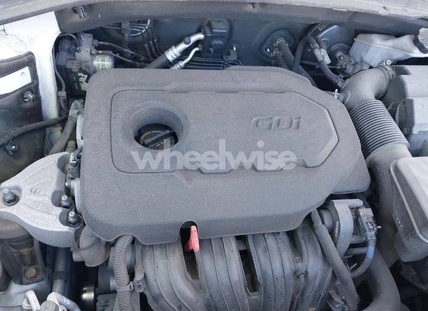 Photo 10 of 2019 Hyundai Santa FE SE (VIN 5NMS2CAD9KH015606)